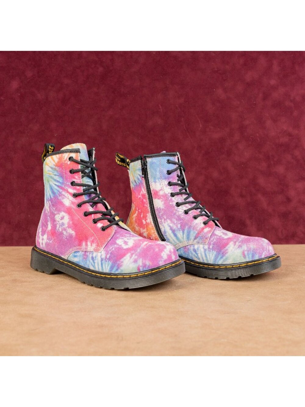 Dr Martens Unisex 1460 Y Multicolored Suede 8-Eyelet Lace-up Combat Boots M6 W7